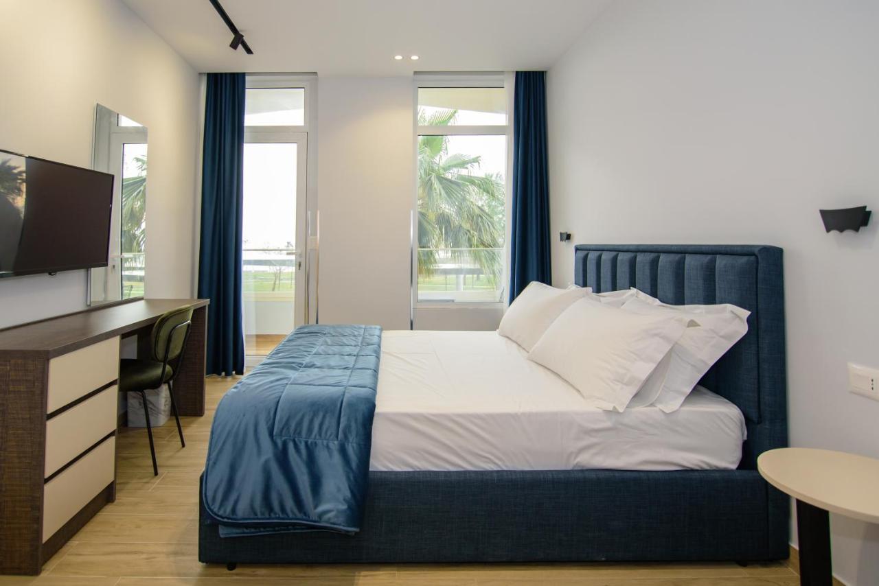 Palm Side Hotel Vlorë 외부 사진