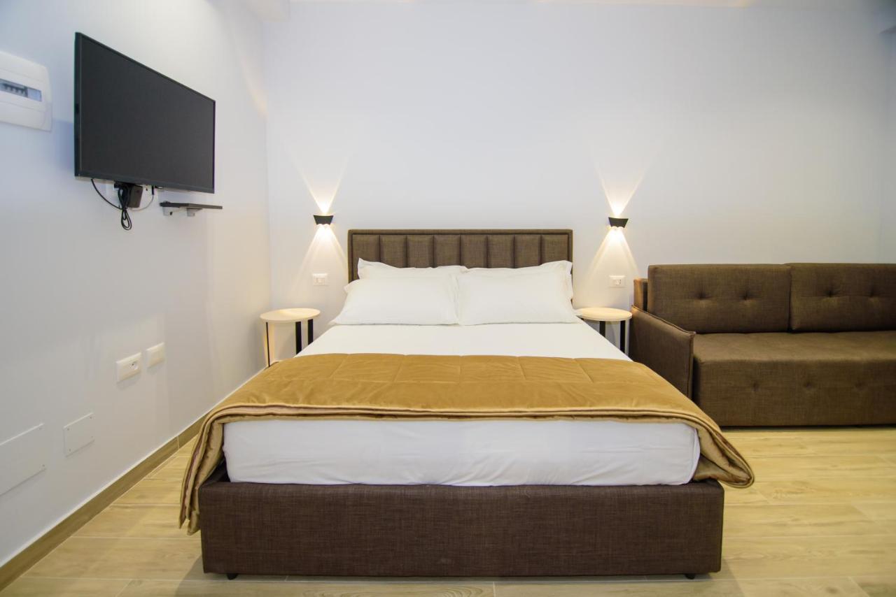 Palm Side Hotel Vlorë 외부 사진