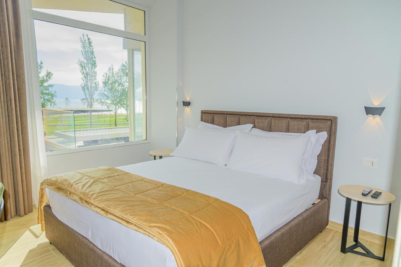 Palm Side Hotel Vlorë 외부 사진