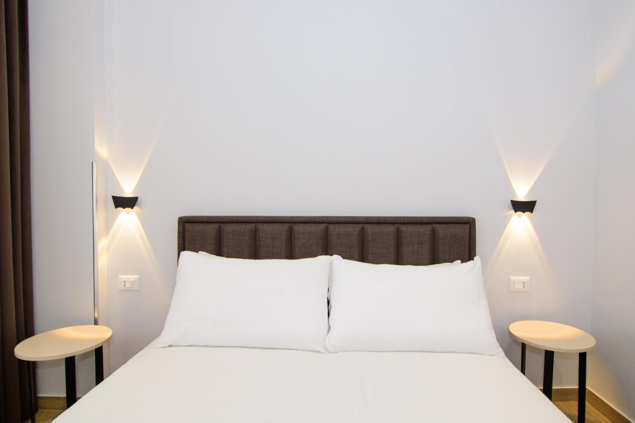 Palm Side Hotel Vlorë 외부 사진