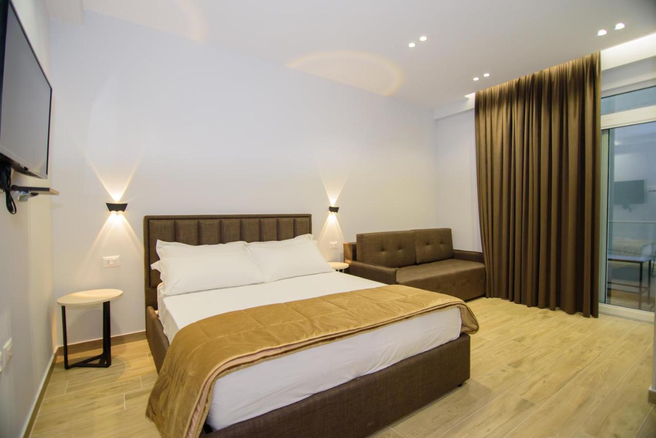 Palm Side Hotel Vlorë 외부 사진