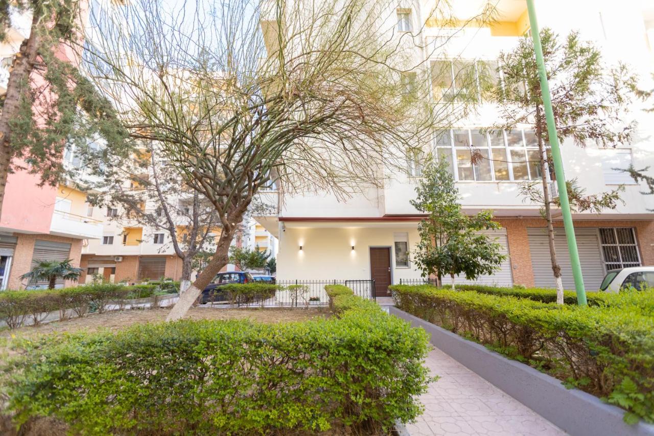 Palm Side Hotel Vlorë 외부 사진