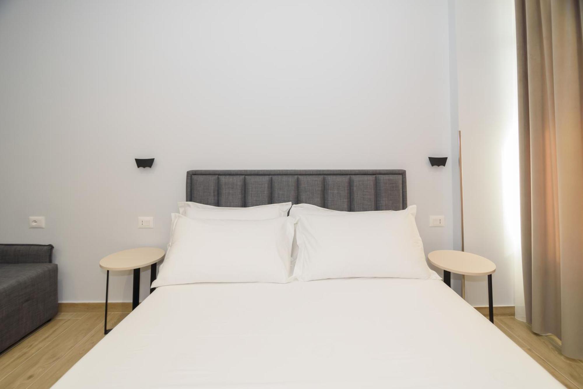 Palm Side Hotel Vlorë 객실 사진